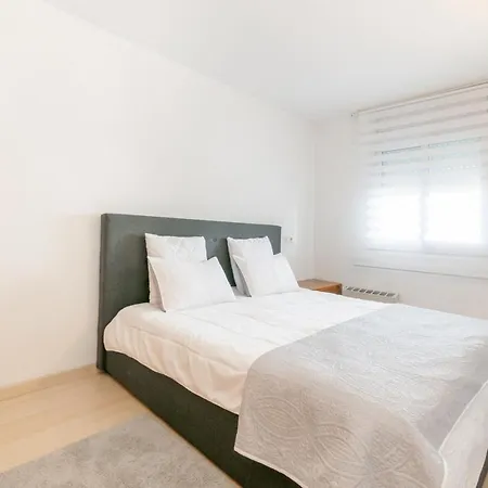 Apartamento Con Vista Piscina Appartamento
